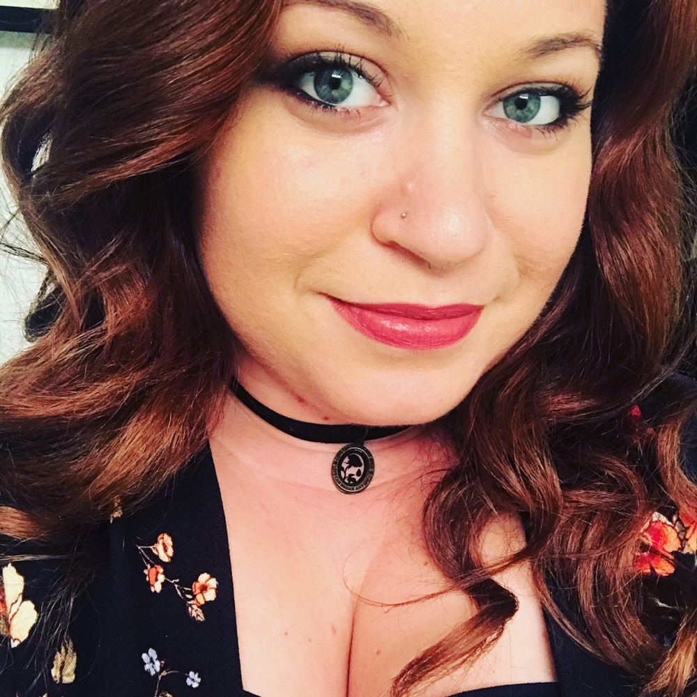 Meet your Posher, Kayla